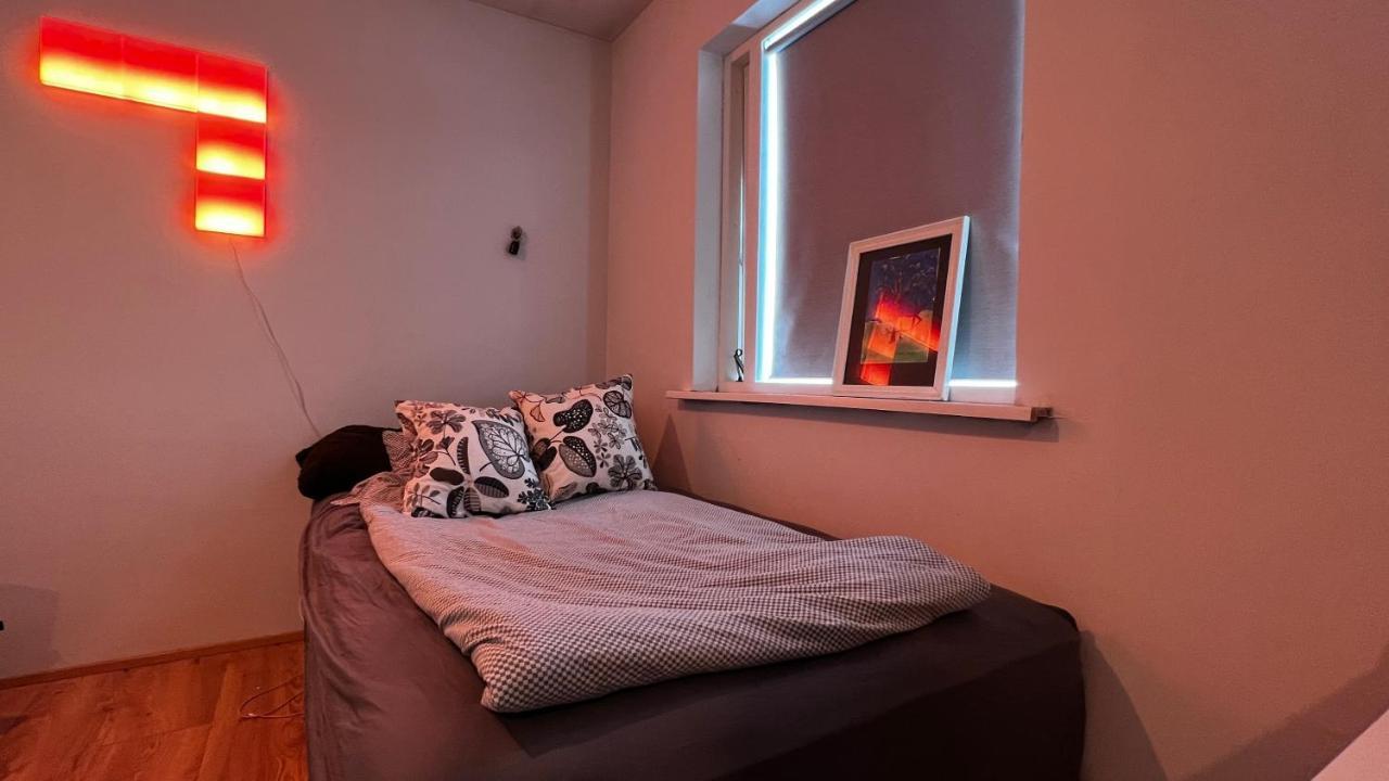 Jm Homestay - A Cozy Two Bedroom Apartment Reykjavik Exterior photo